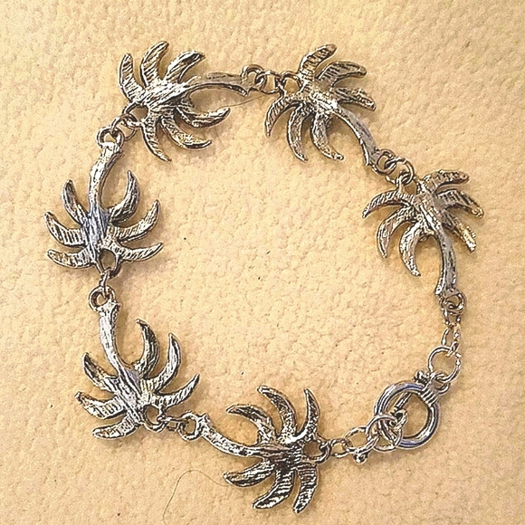 Bracelet silver plated Palm Tree CZ toggle New - Picture 4 of 5